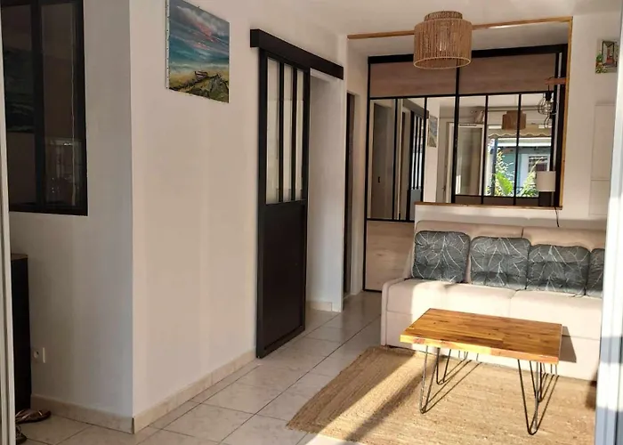 Holiday home Charmante Maisonnette *